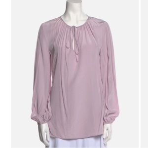 DIANE VON FURSTENBERG Silk Scoop Neck Blouse in Light Violet Size 14